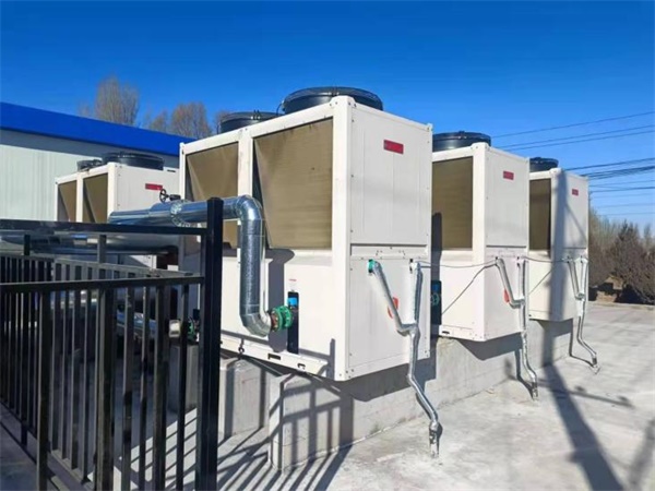 華天成 引領(lǐng)空氣能集中供暖的行業(yè)先鋒之路